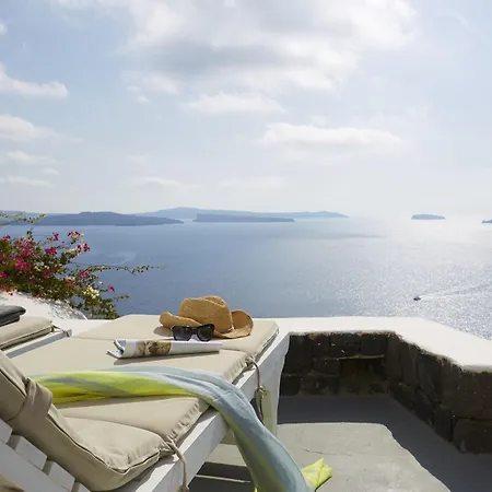 Holiday home Azalea Oia (Santorini)