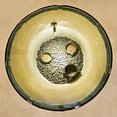 Azalea Oia (Santorini)